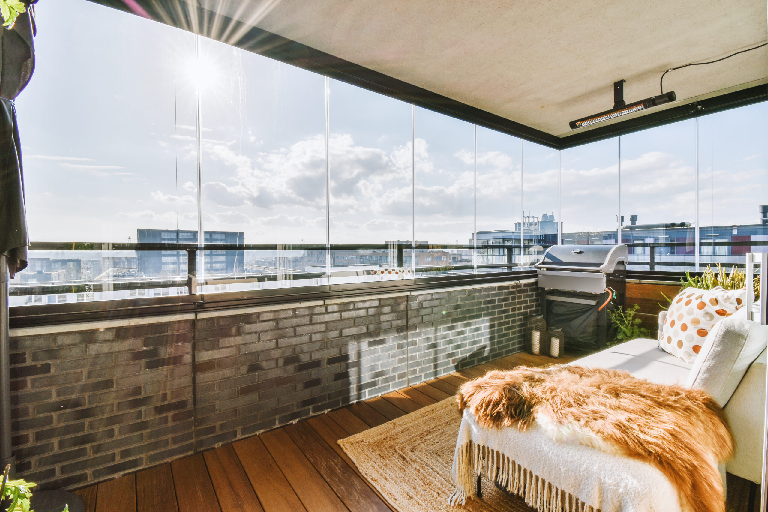 Cierres de cristal para terrazas, porches y balcones